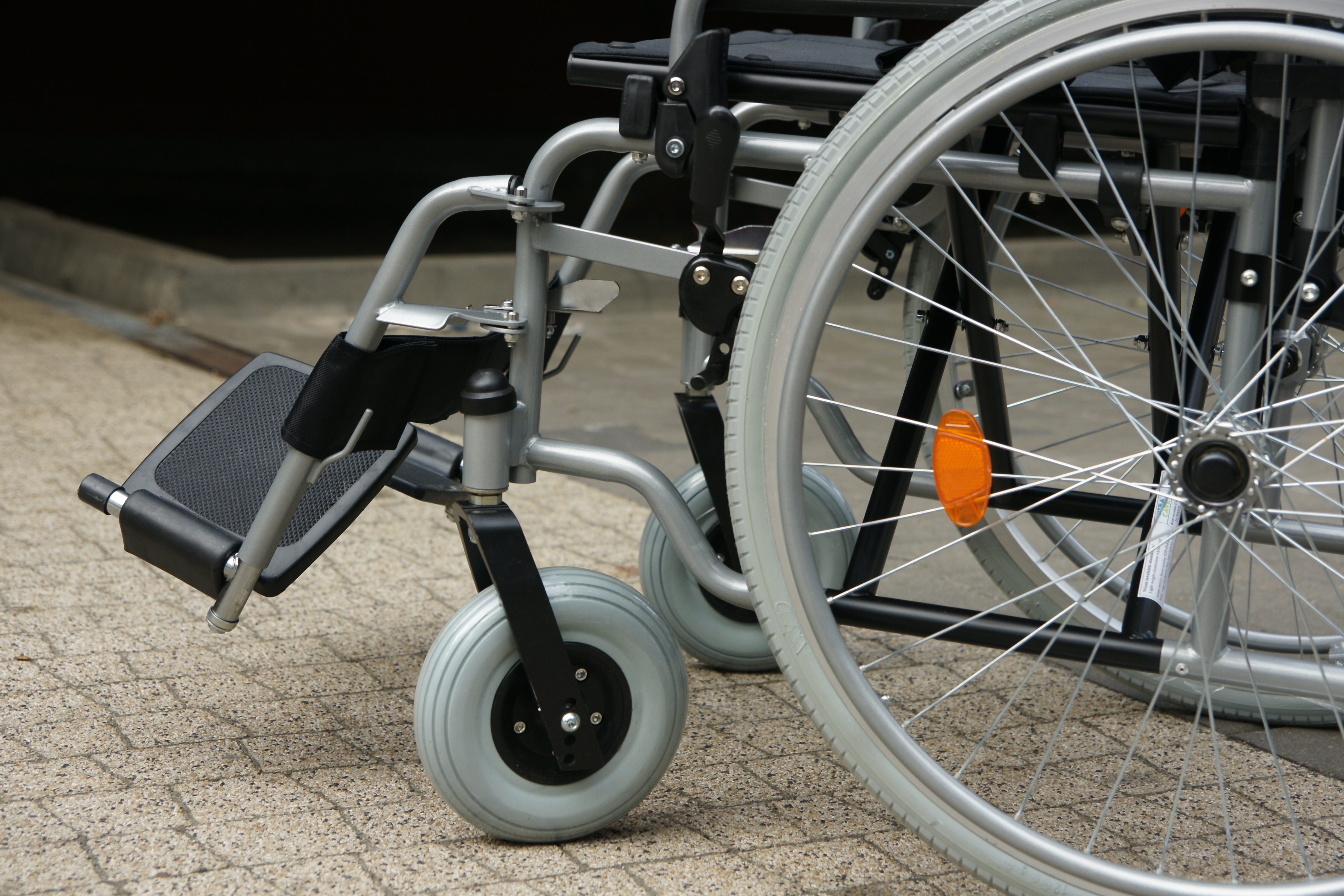 disabled-4027745.jpg